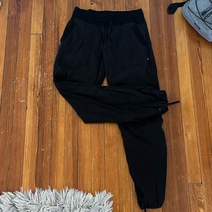 COPY - Black lululemon Joggers (8)